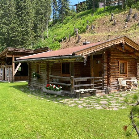 Almnest In Hochfuegen Mit Privat Spa 外观 照片