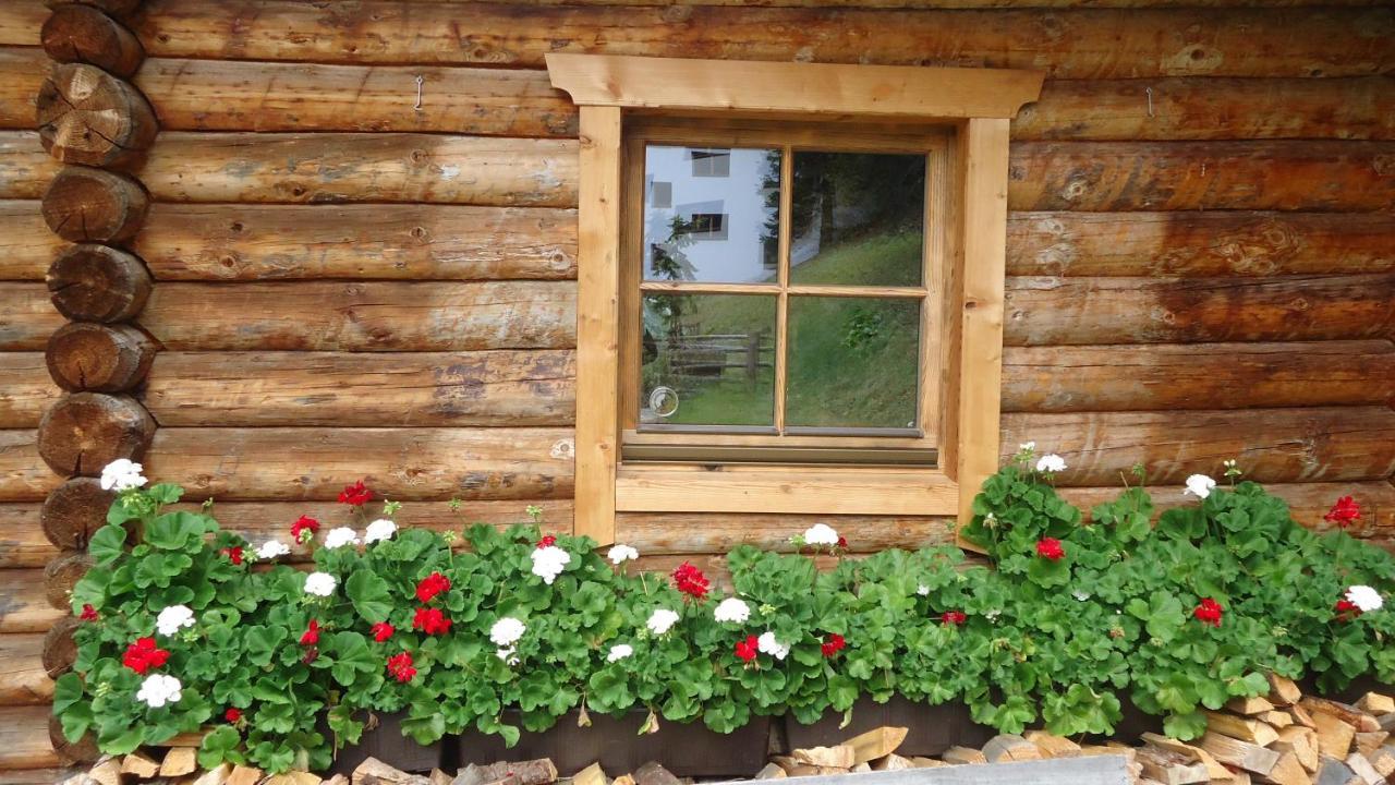 Almnest In Hochfuegen Mit Privat Spa 外观 照片